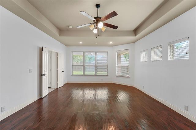 Building Photo - 1204 E Shawnee Dr