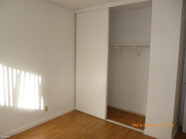 Building Photo - 501 W Hacienda Ave