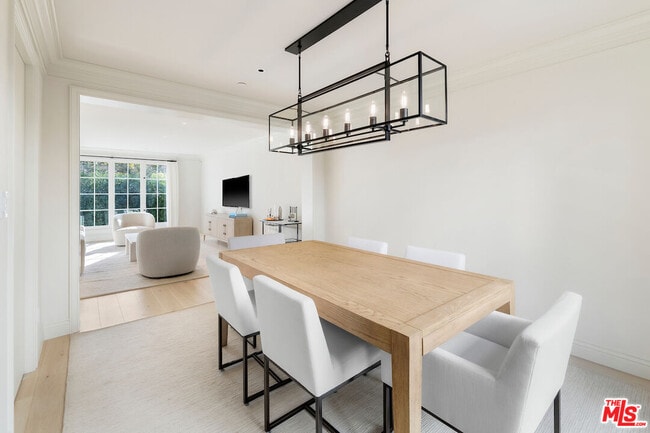 Building Photo - 9563 Charleville Blvd