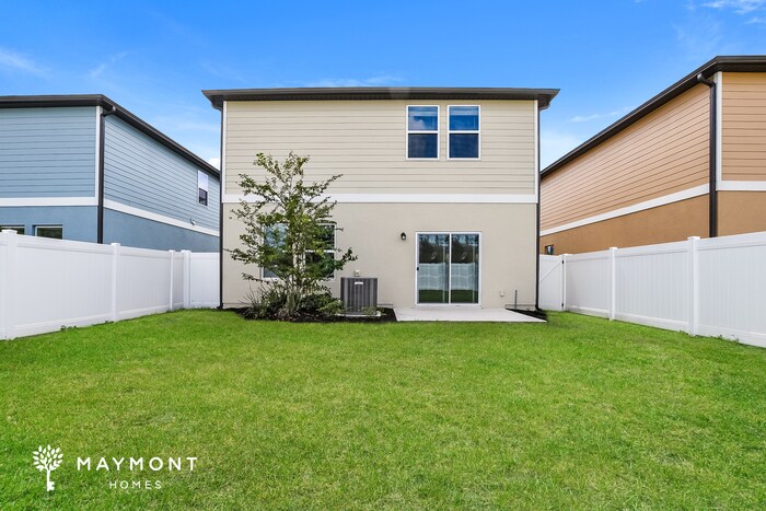 Building Photo - 2709 Island Pond Dr