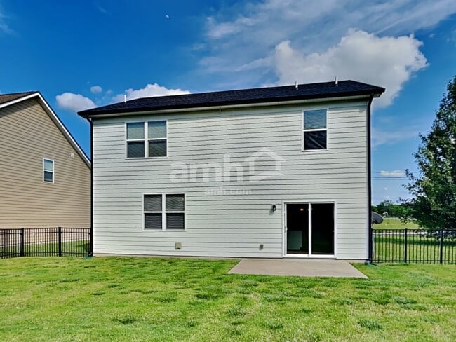 Building Photo - 531 Drema Ct