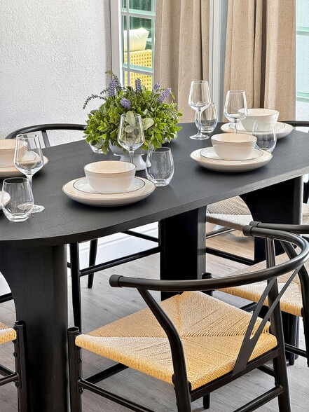 Building Photo - 768 Lakechime Dr