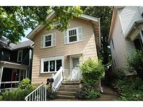 Building Photo - 170 E Patterson Ave