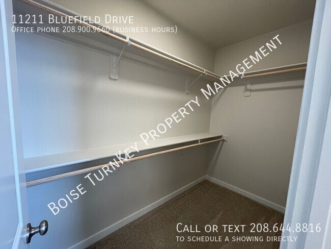 Building Photo - 11211 Bluefield Dr