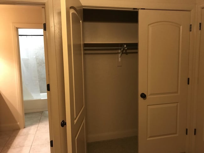 Building Photo - 333 N 4250 W