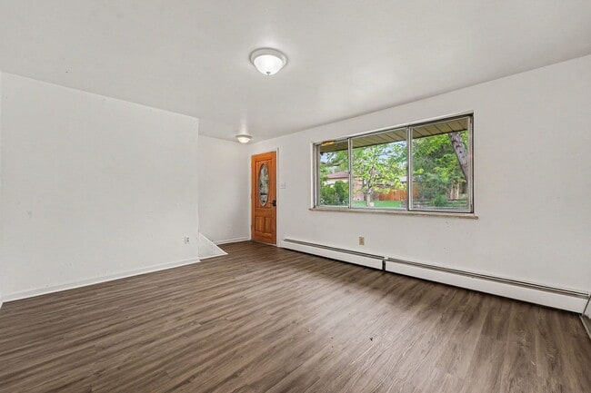 Building Photo - 10250 W 12th Ave