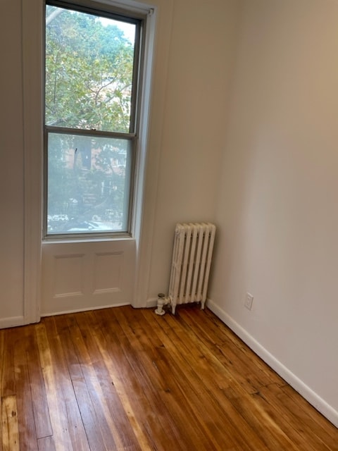 Building Photo - 456 72nd St