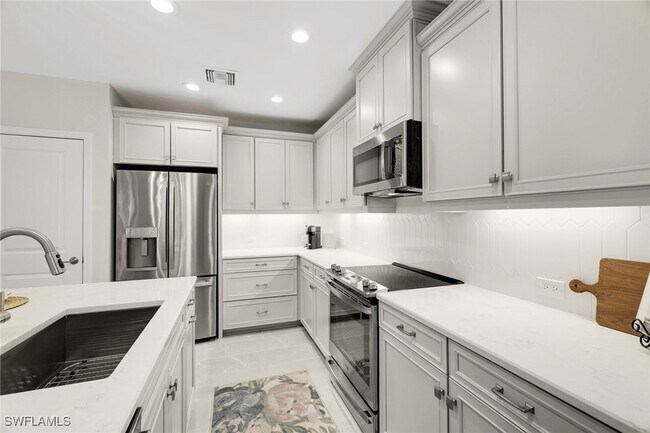 Building Photo - 2614 Seychelles Cir