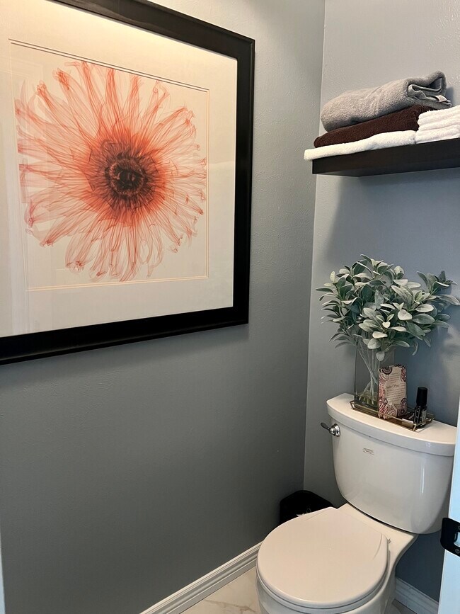 Building Photo - 13324 E Asbury Dr