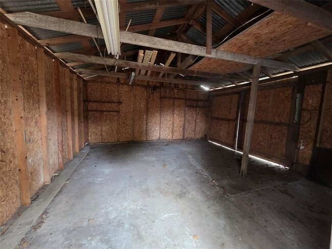 Building Photo - 3400 State Hwy 71