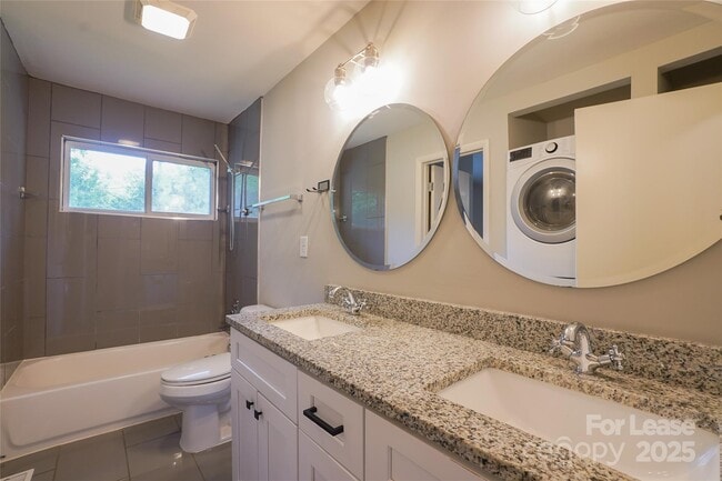 Building Photo - 1702 Herrin Ave