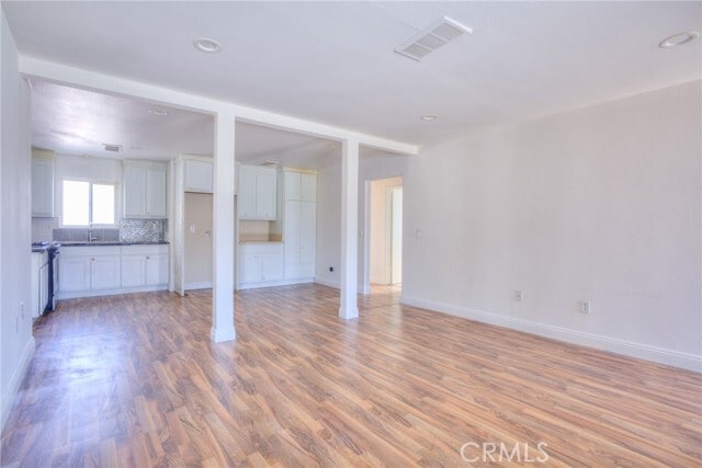 Building Photo - 13011 Pinon St