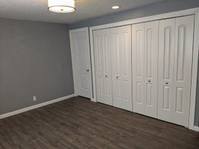 Building Photo - Updated 3-Bedroom, 2.5-Bath Home ~ Solid S...