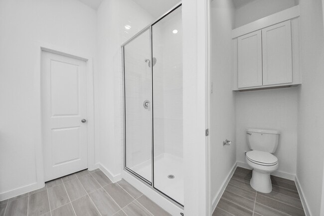 Building Photo - 27111 Blue Pool Dr