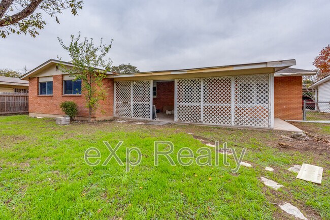 Building Photo - 322 Kate Schenck Ave