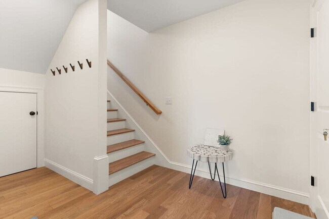 Building Photo - 74 Island Path