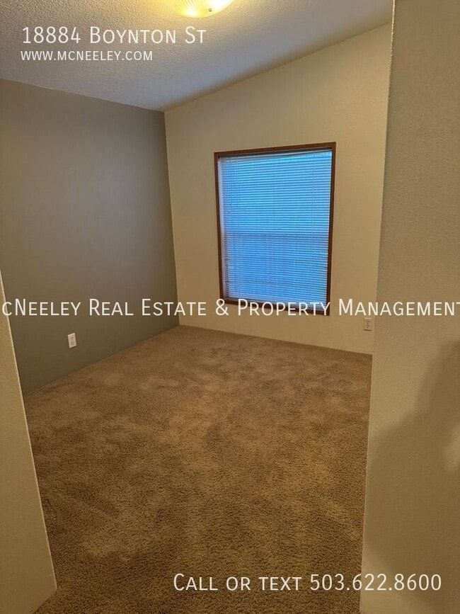 Building Photo - 18884 Boynton St