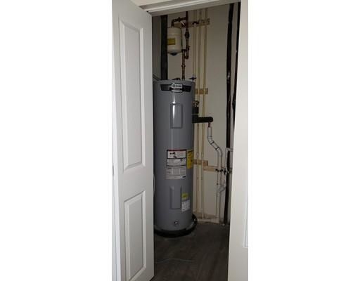 Building Photo - 82 Concord St