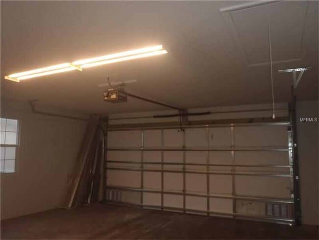 Building Photo - Beautiful 3/3 Townhome For Rent in Village...