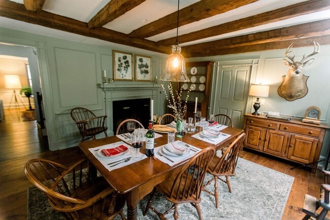 Building Photo - 199 Upland Farm Rd