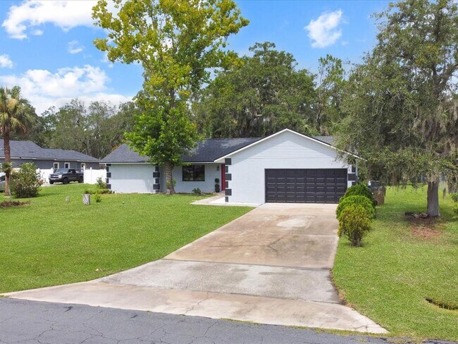 Building Photo - 1710 Big Oak Ln