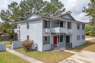 Building Photo - Peppertree Apartments
