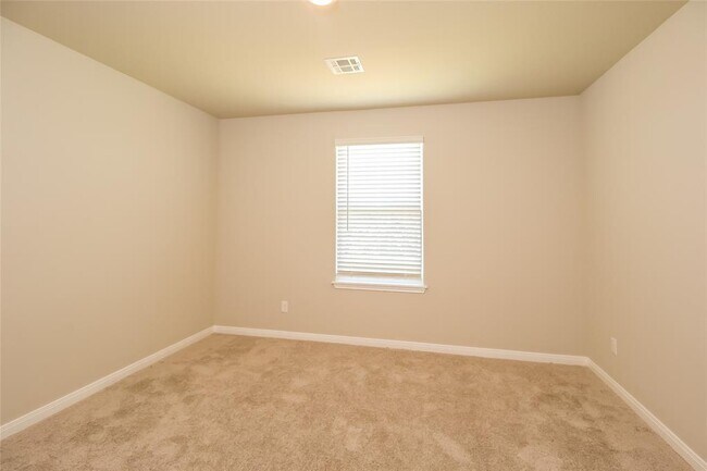 Building Photo - 1607 Crimson Lake Blvd