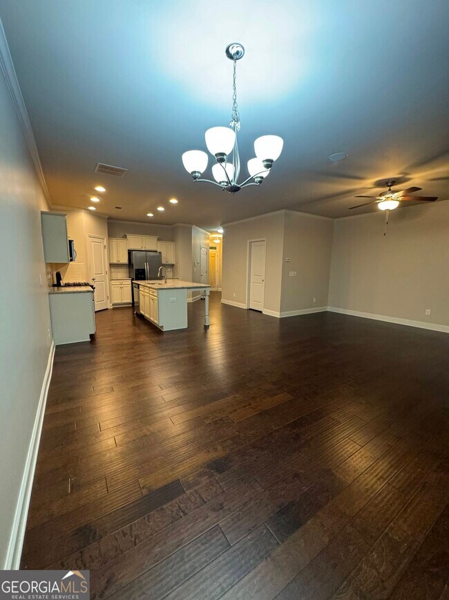 Building Photo - 459 Braemore Mill Dr