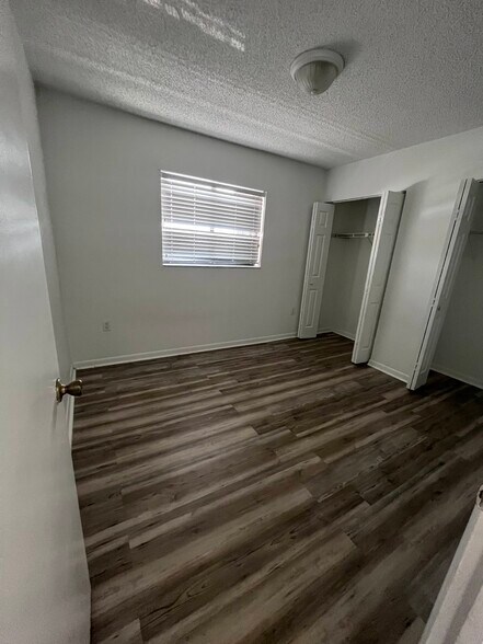 2nd Bedroom - 2348 W 56th St