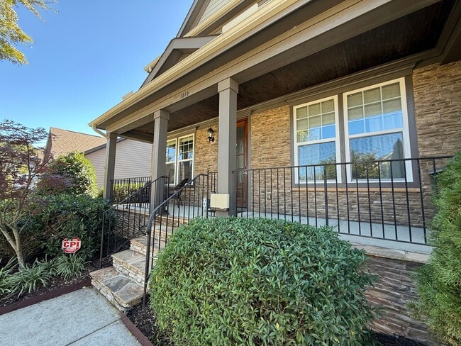 Building Photo - Luxurious 4BD, 3.5BA North Raleigh Home wi...