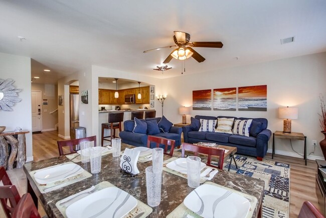 Building Photo - Steps From The Beach w/ All Utilities Included Available Jan - May 2025