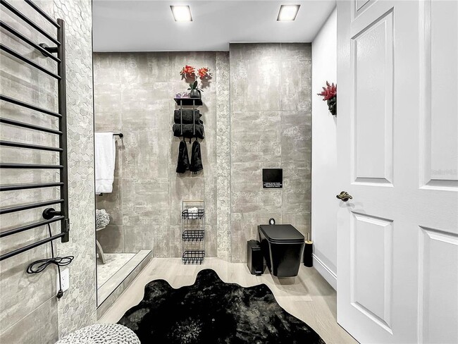 Building Photo - 3608 54th Dr W