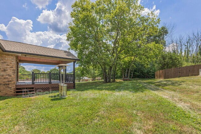 Building Photo - 6999 Tartan Dr