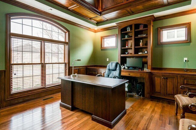 Building Photo - 6884 Ballantrae Pl