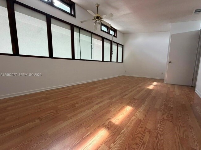 Building Photo - 4045 SW 68th Way