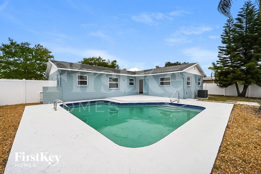 Building Photo - 13109 114th St N