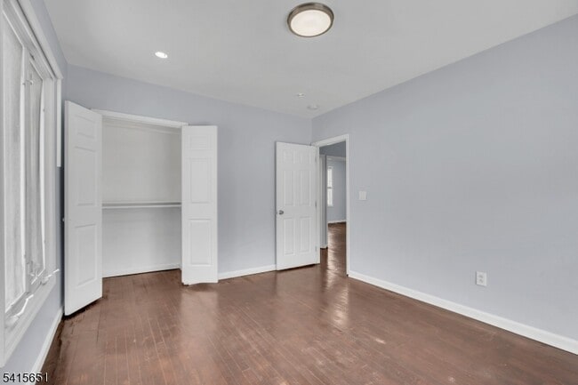 Building Photo - 323 Van Houten Ave