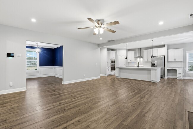 Building Photo - 107 Salmon Ln