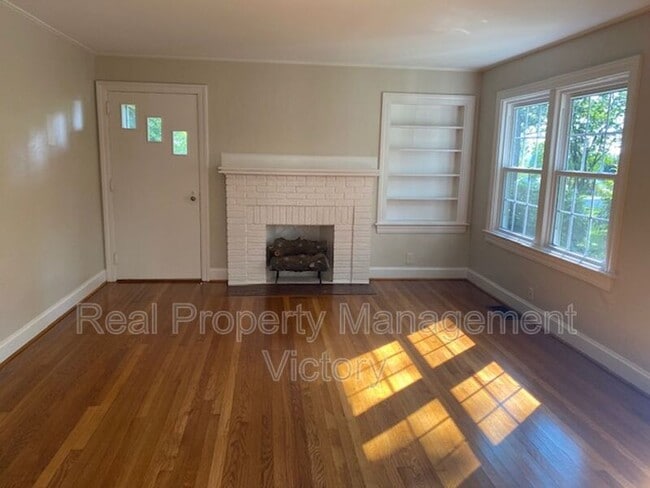 Building Photo - 101 Crest Dr