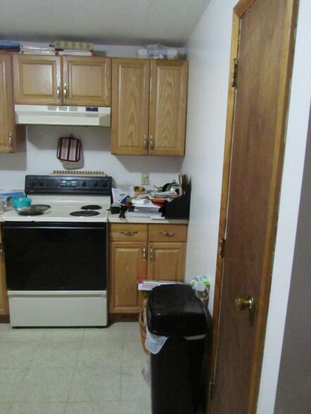 Primary Photo - 30 Dighton St