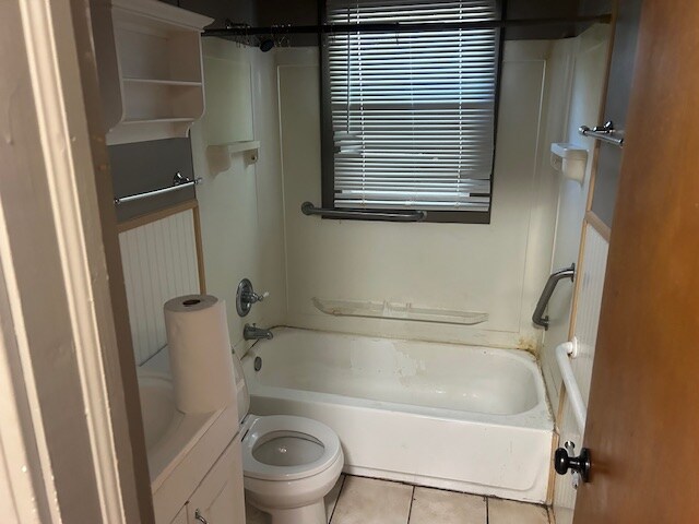 Building Photo - 1438 N Battin St