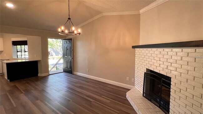 Building Photo - 1716 Foxhall Cir