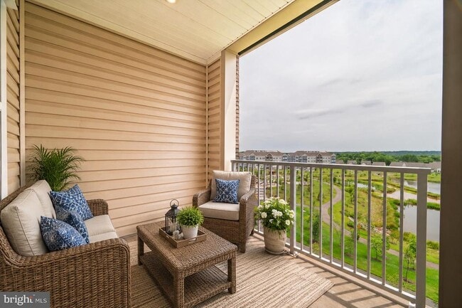 Building Photo - 21630 Hawksbill High Cir