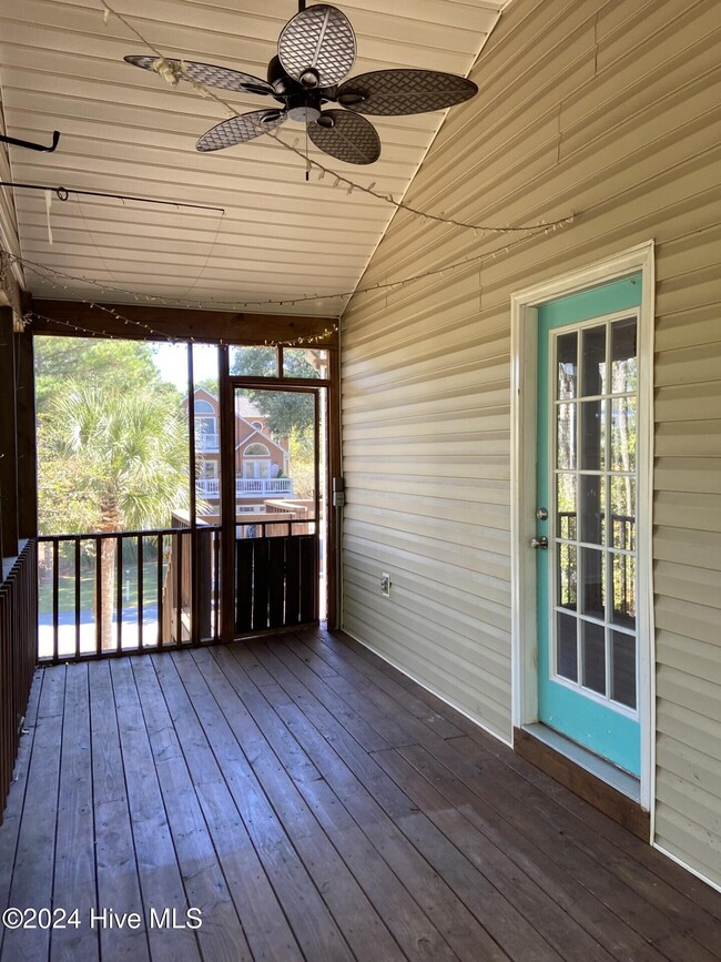 Building Photo - 311 Cape Lookout Loop