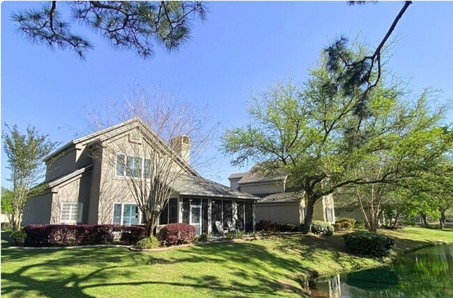 Building Photo - 609 St Andrews Dr