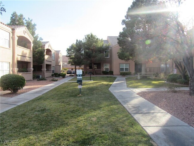 Primary Photo - 8101 W Flamingo Rd