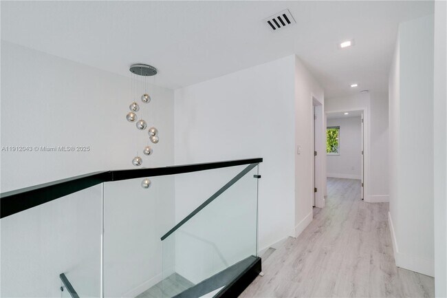 Building Photo - 11583 NW 69th Terrace