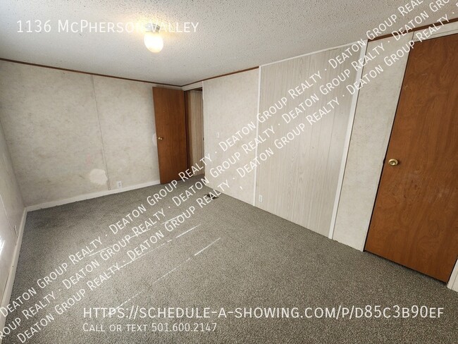 Building Photo - 1136 McPherson Valley Dr