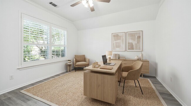 Building Photo - 10 Delphinium Pl
