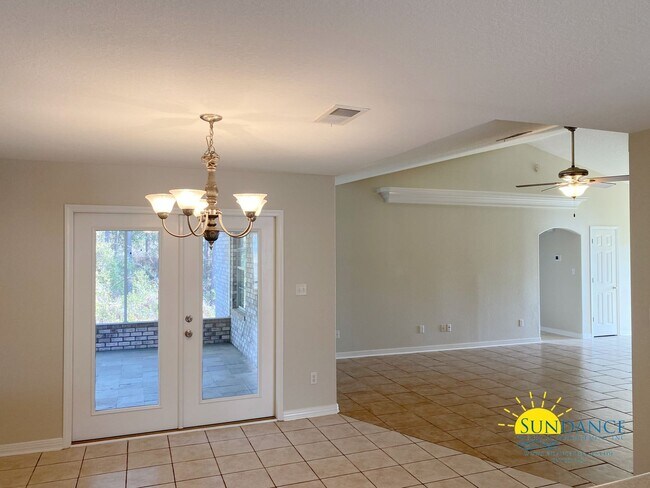 Building Photo - Stunning 4 Bedroom Home in Holley By The Sea